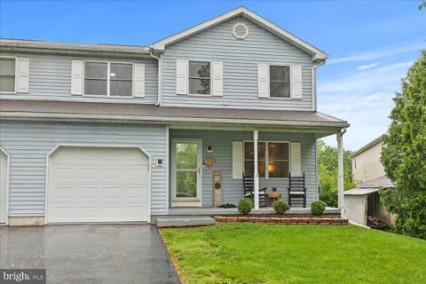 MLS: PABK2057438