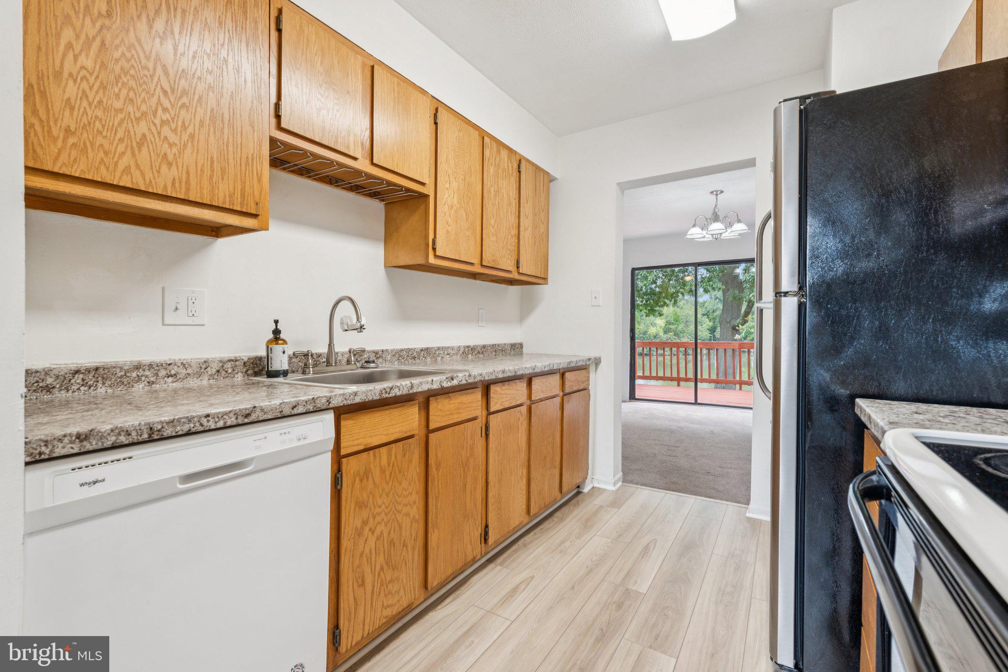 MARINE OAKS VILLAGE - Residential