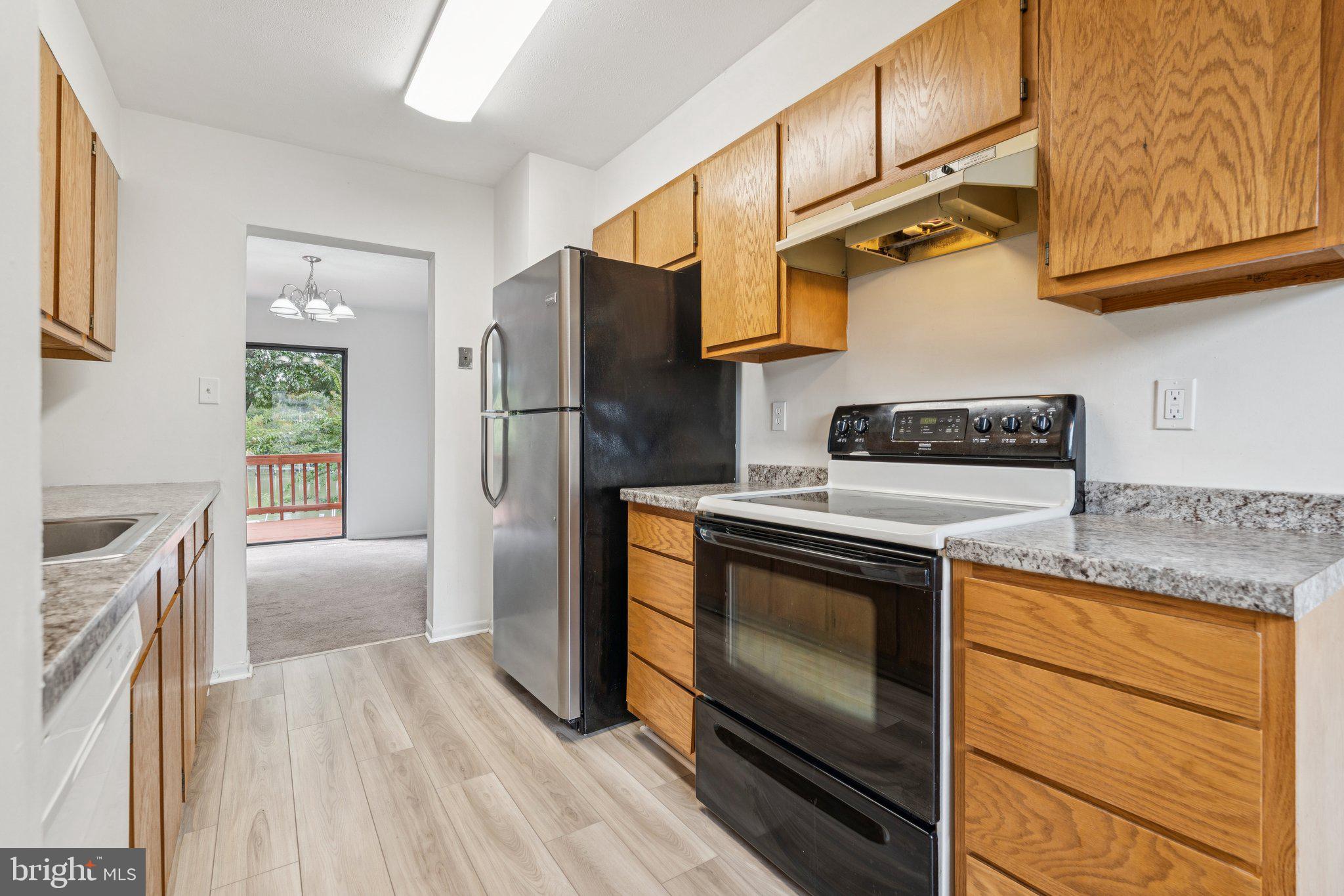 MARINE OAKS VILLAGE - Residential