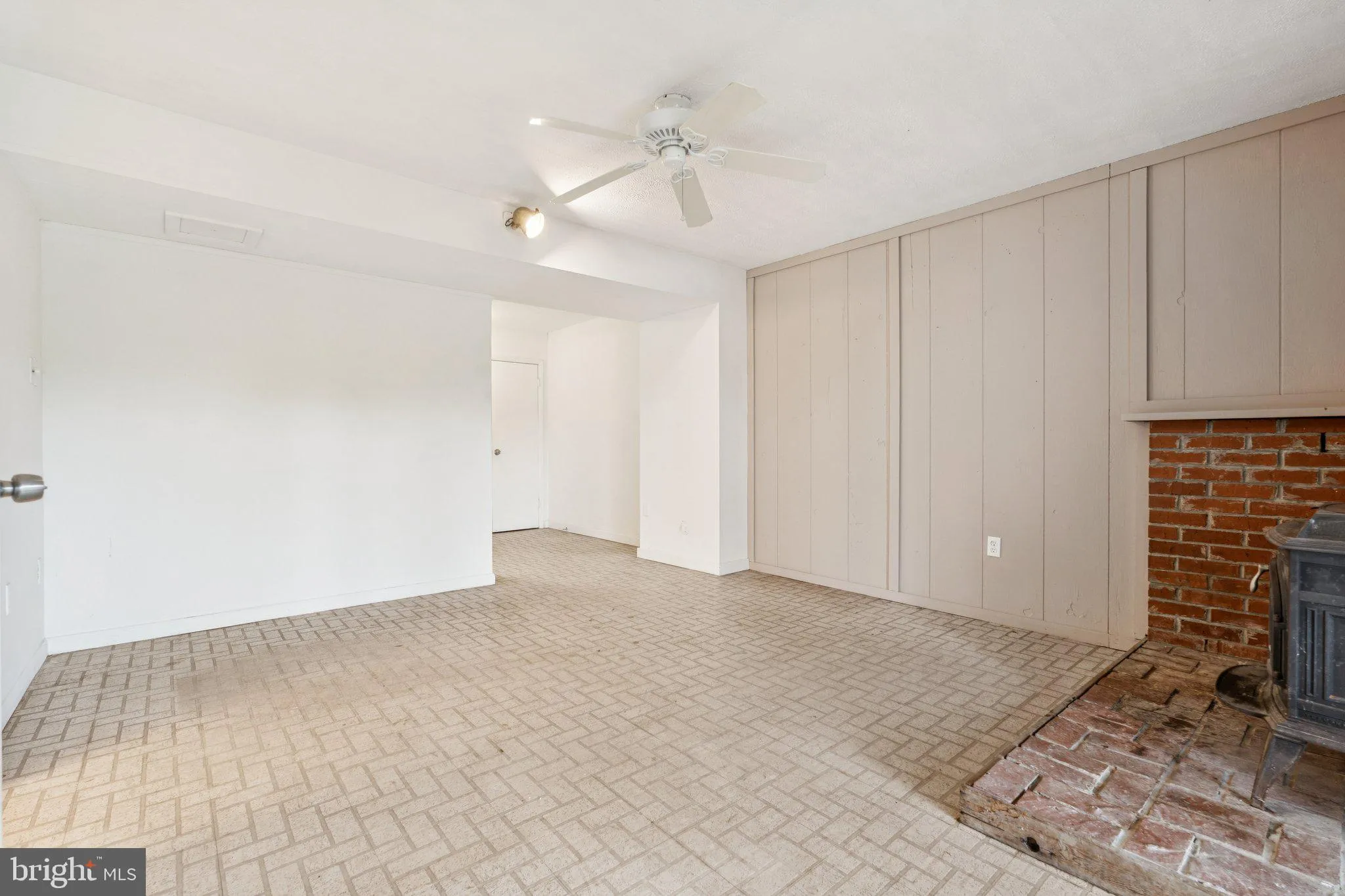 Baltimore, Maryland 21221, United States, 2 Bedrooms Bedrooms, ,3 BathroomsBathrooms,Residential,Coming Soon,200633