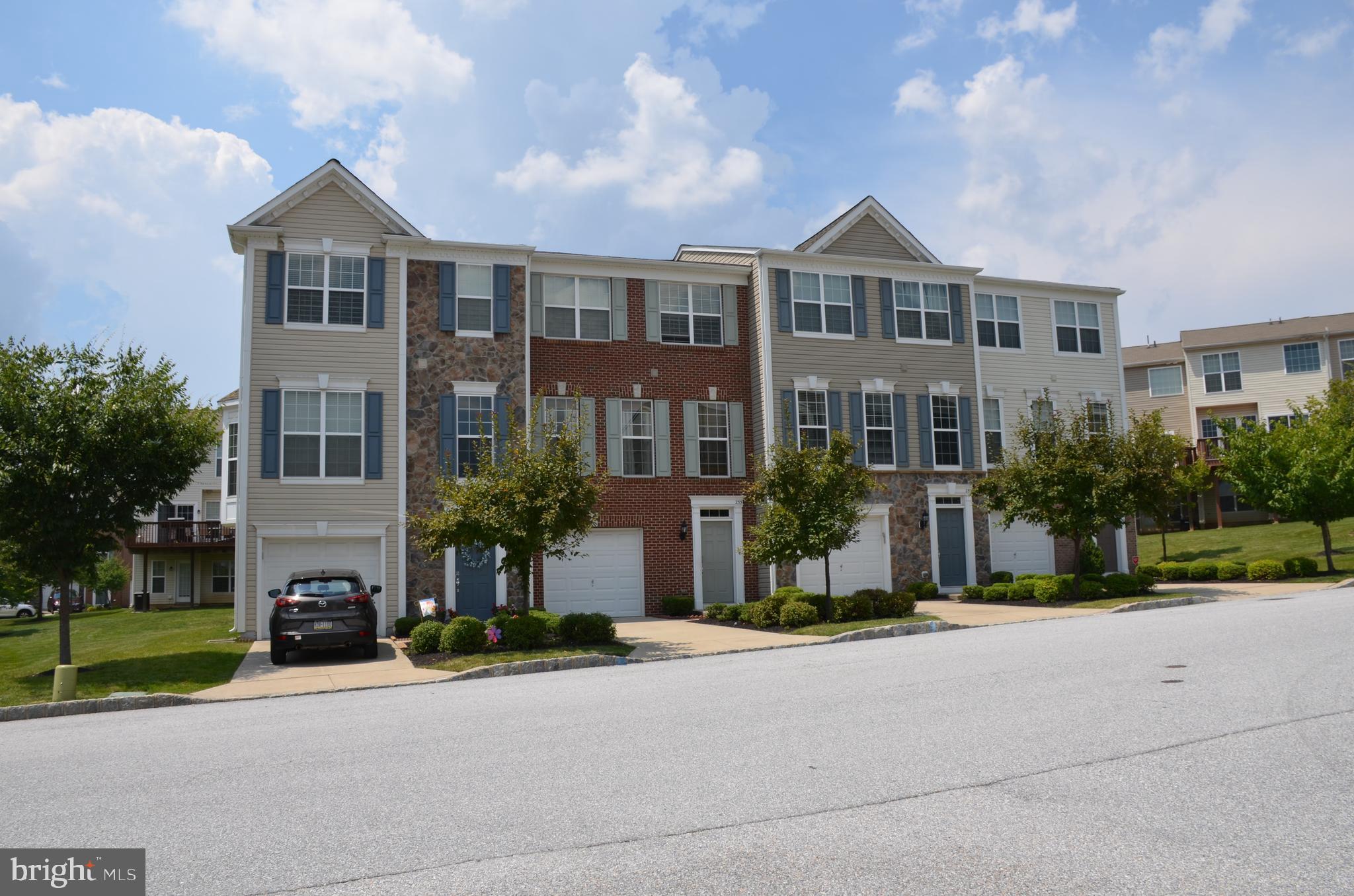 LONGFORD CROSSING - Residential Lease