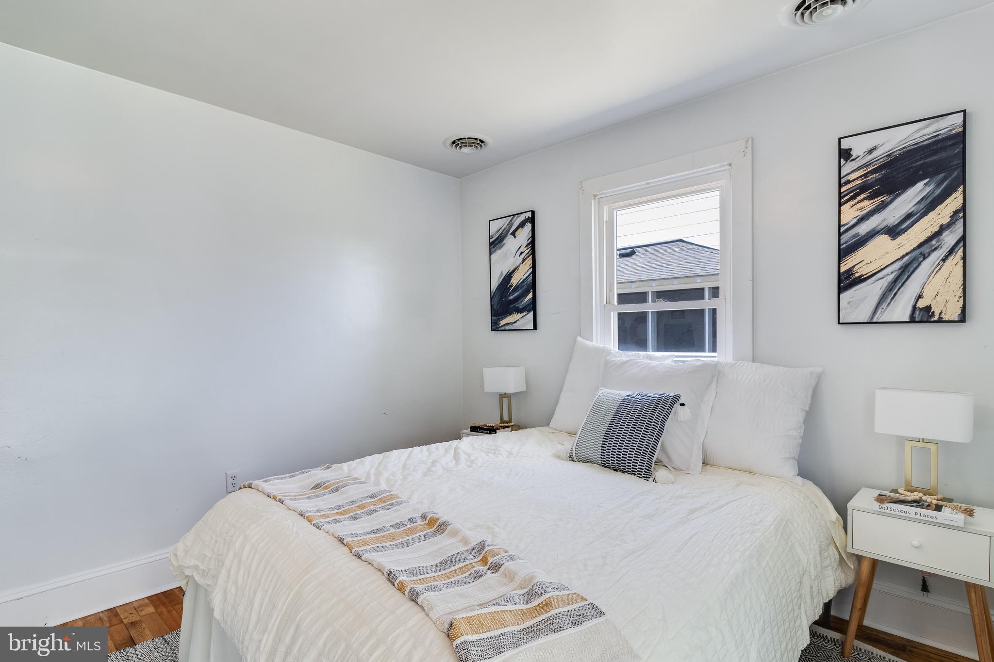 PINEY POINT - Residential