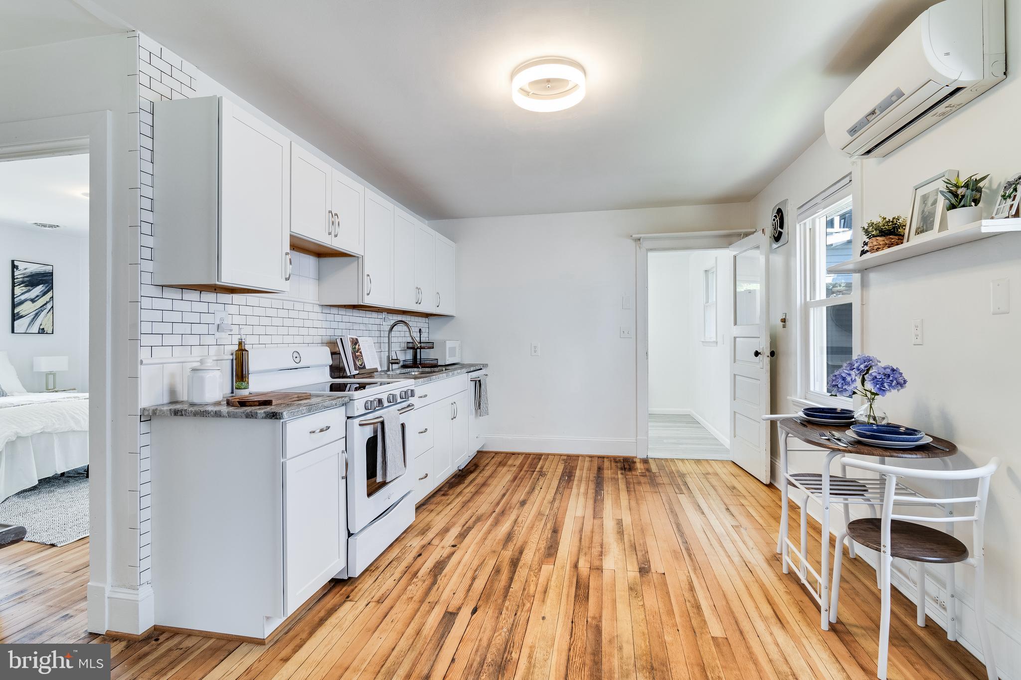 PINEY POINT - Residential