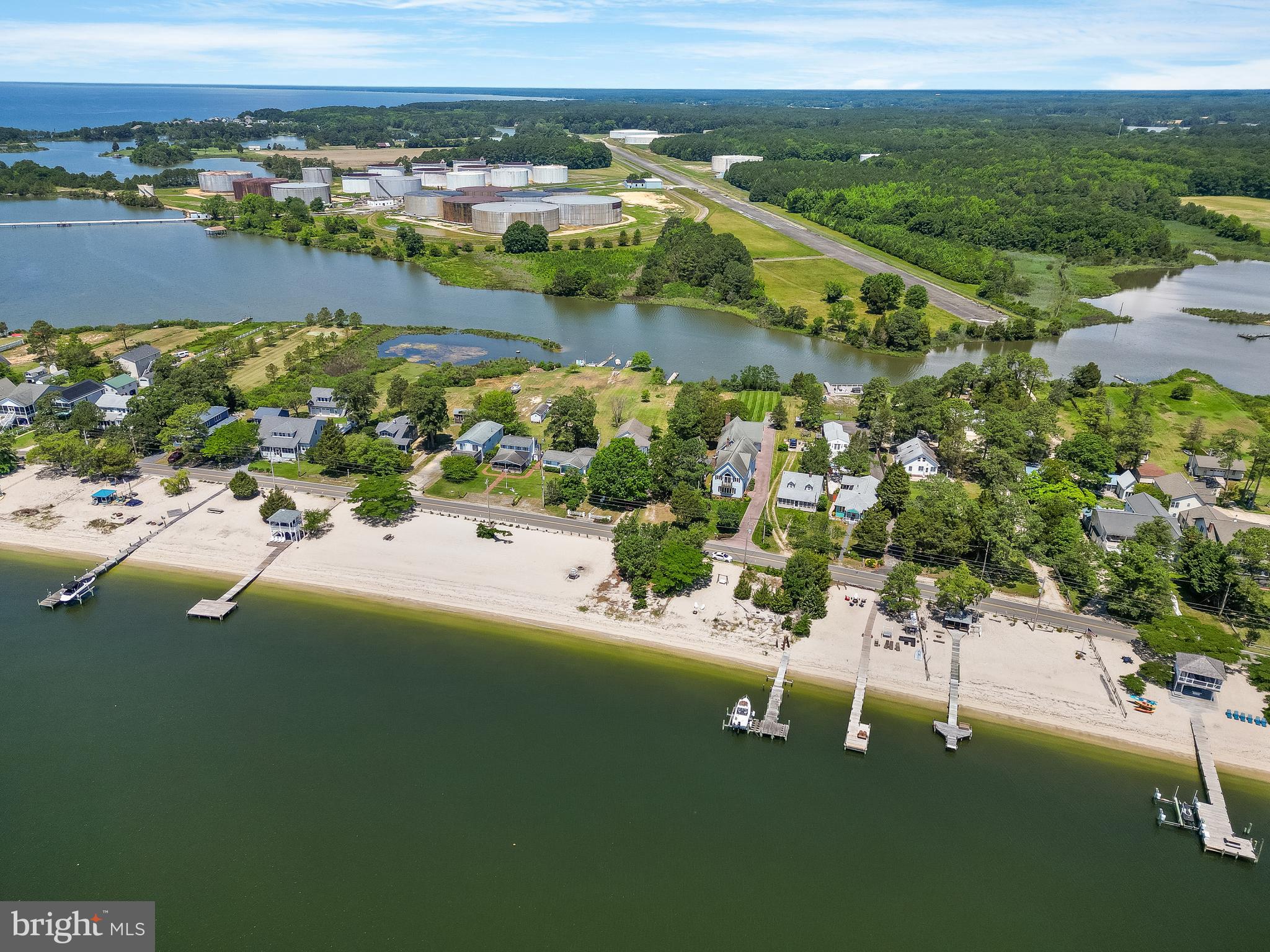 PINEY POINT - Residential