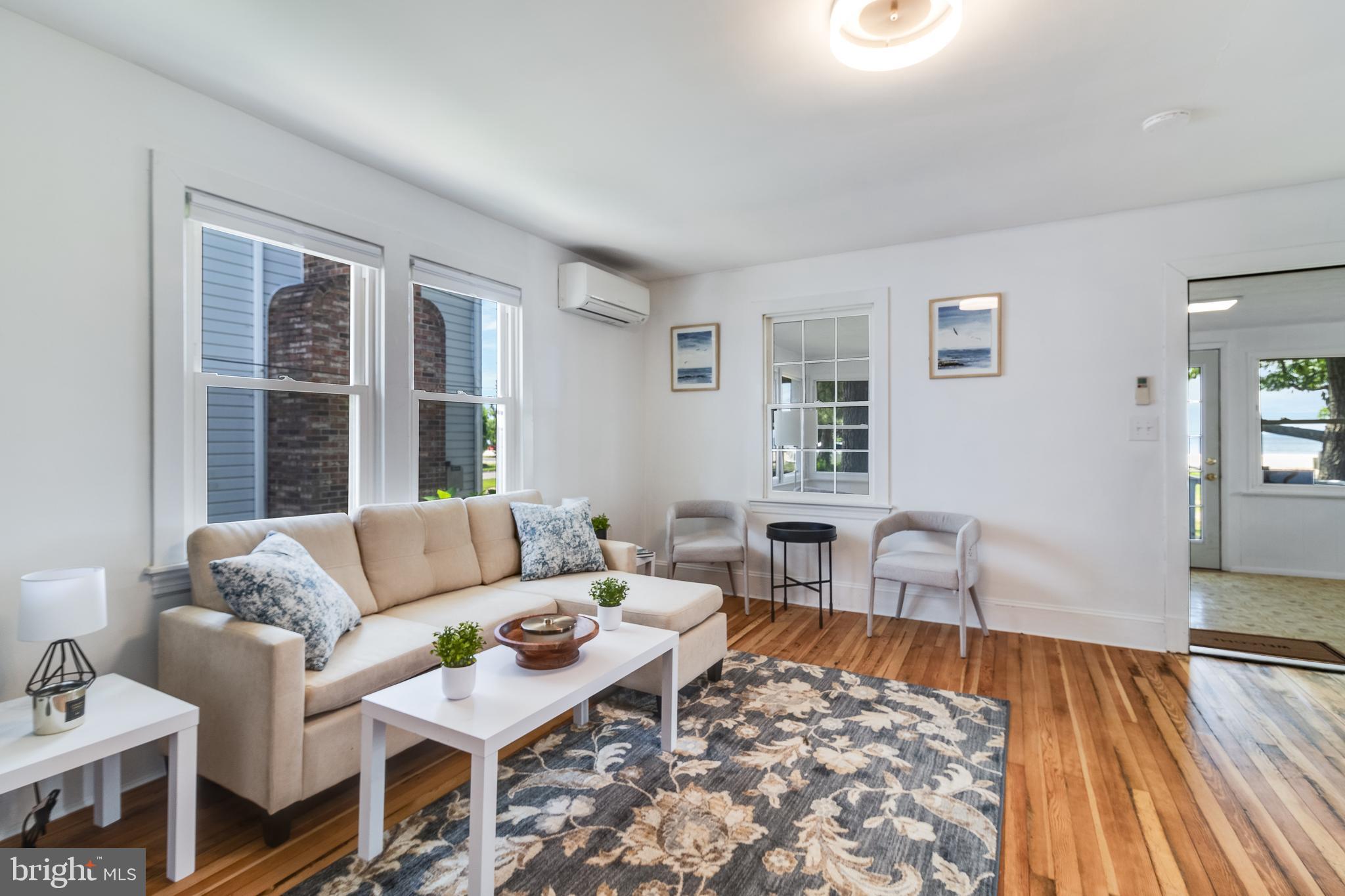 PINEY POINT - Residential