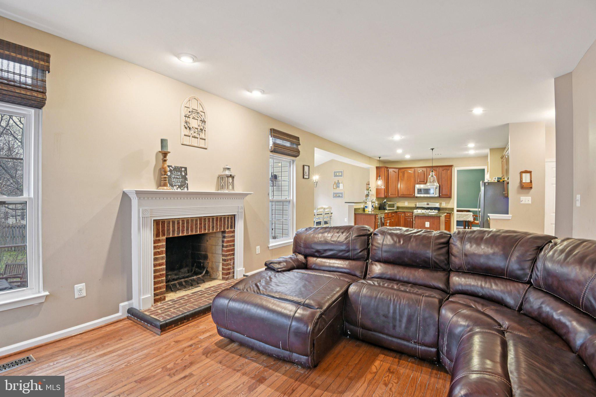 SPRING RIDGE - Residential