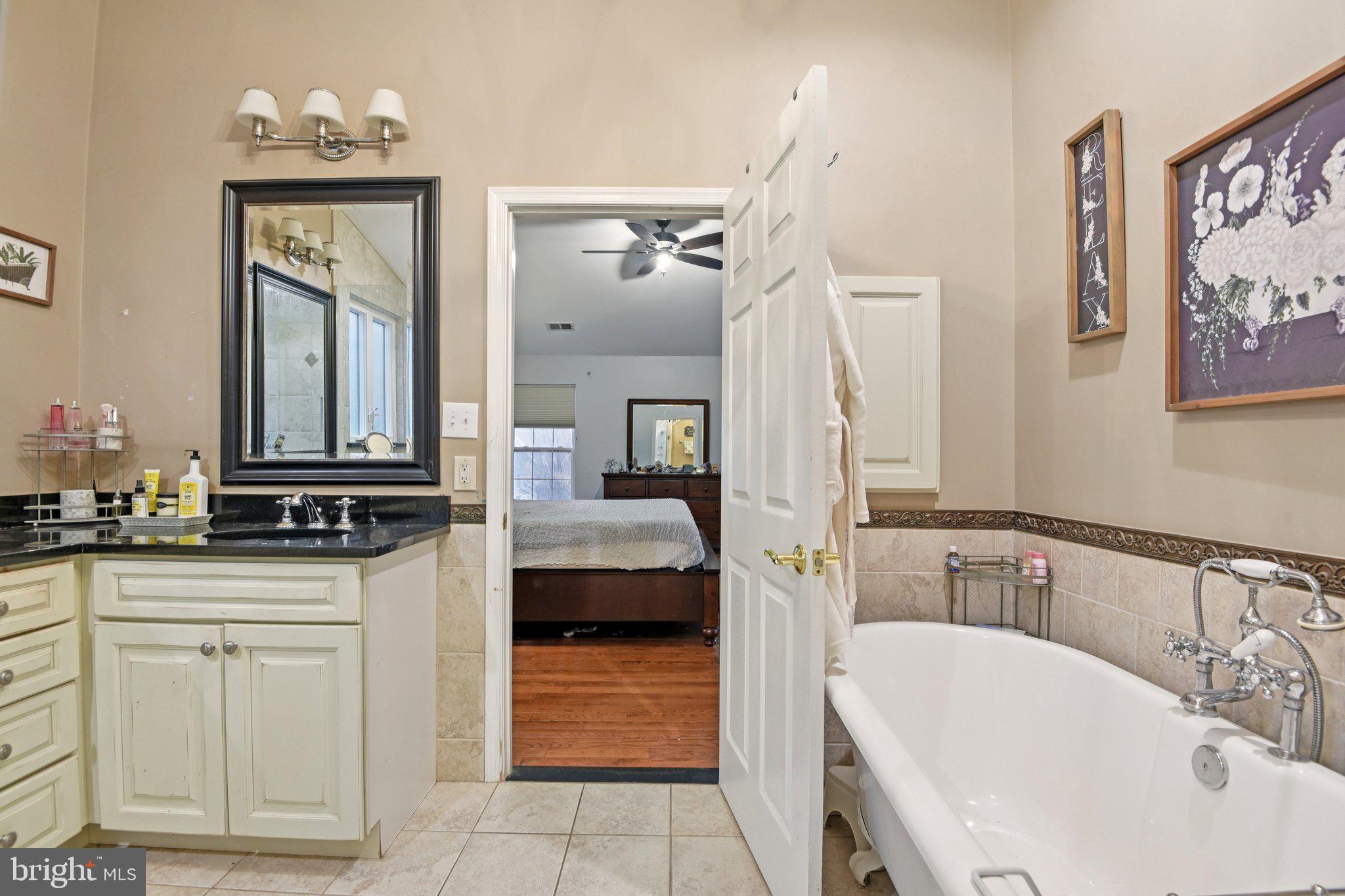 SPRING RIDGE - Residential