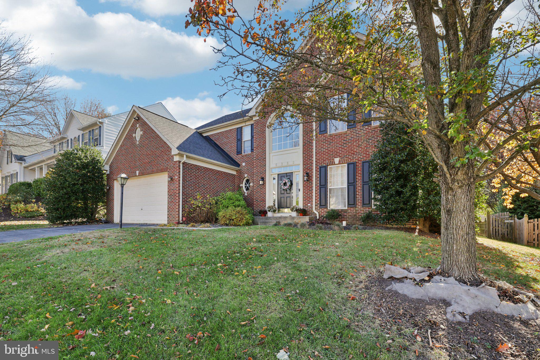 SPRING RIDGE - Residential