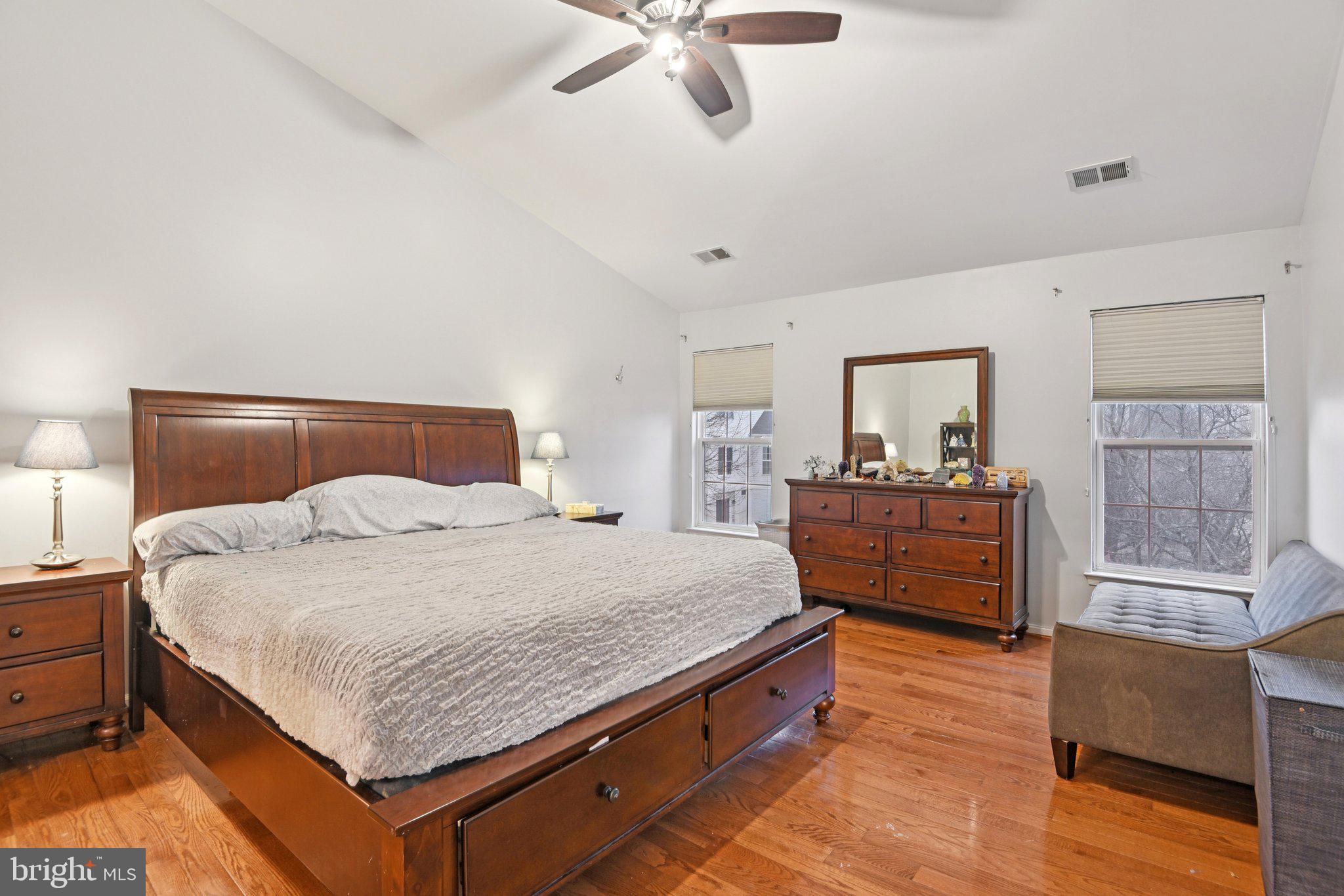 SPRING RIDGE - Residential