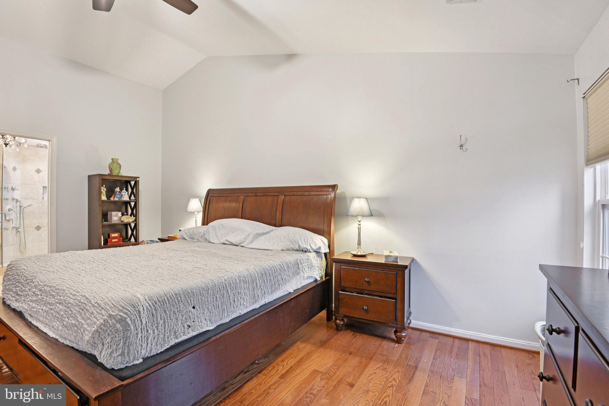 SPRING RIDGE - Residential