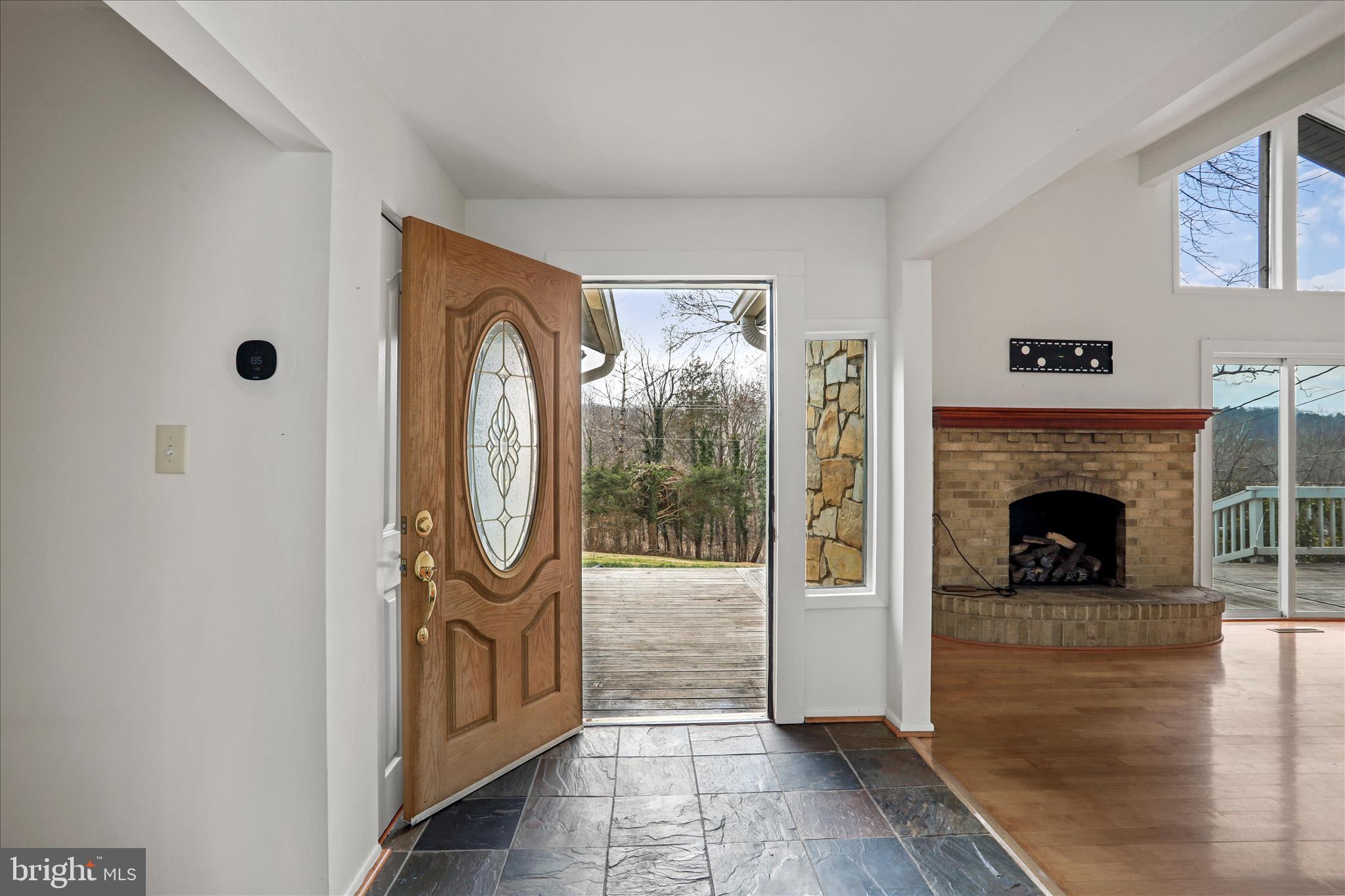 MINERAL SPRINGS - Residential