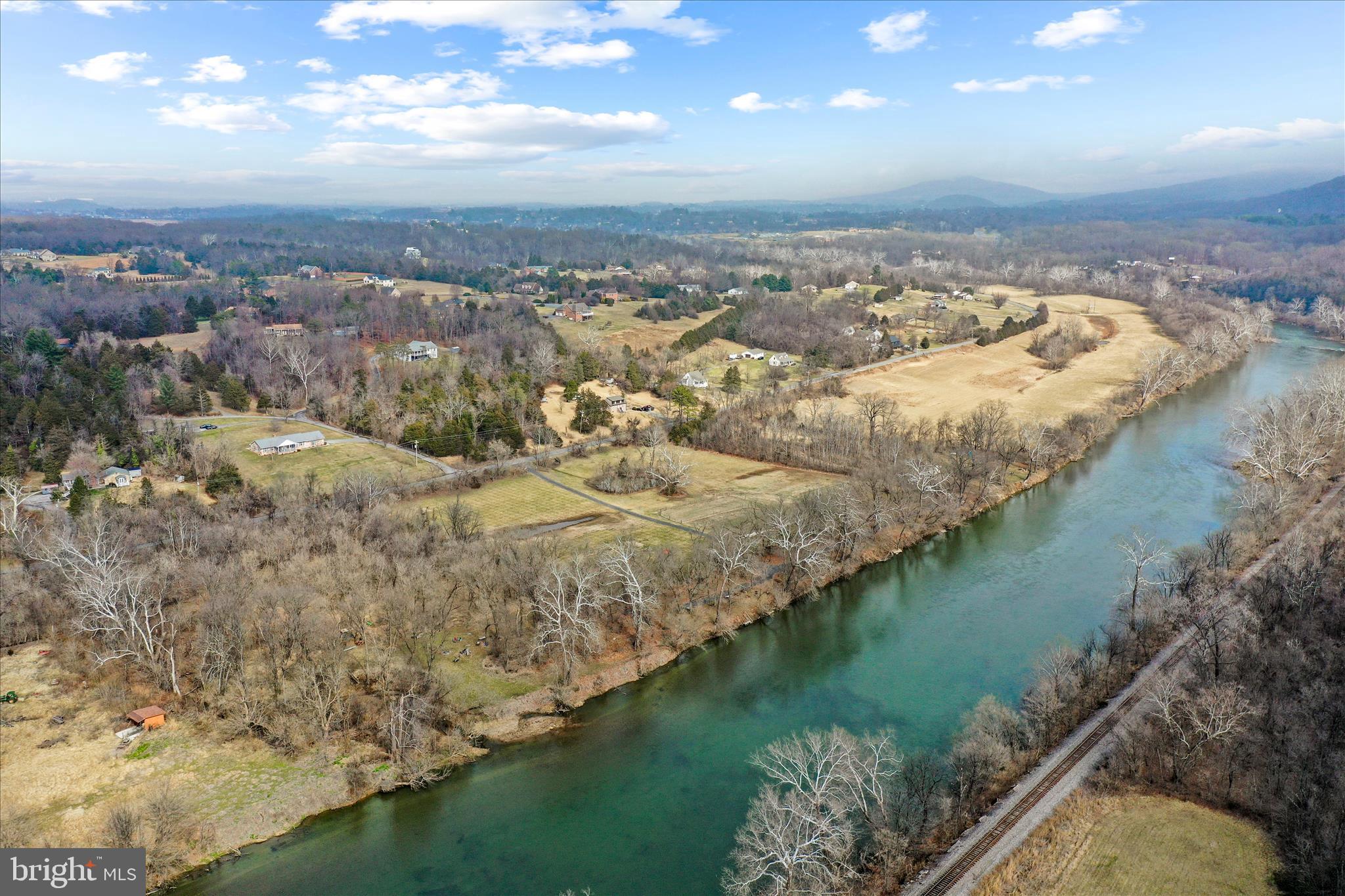 MINERAL SPRINGS - Residential