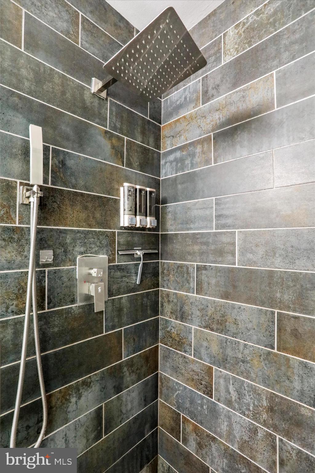 MINERAL SPRINGS - Residential