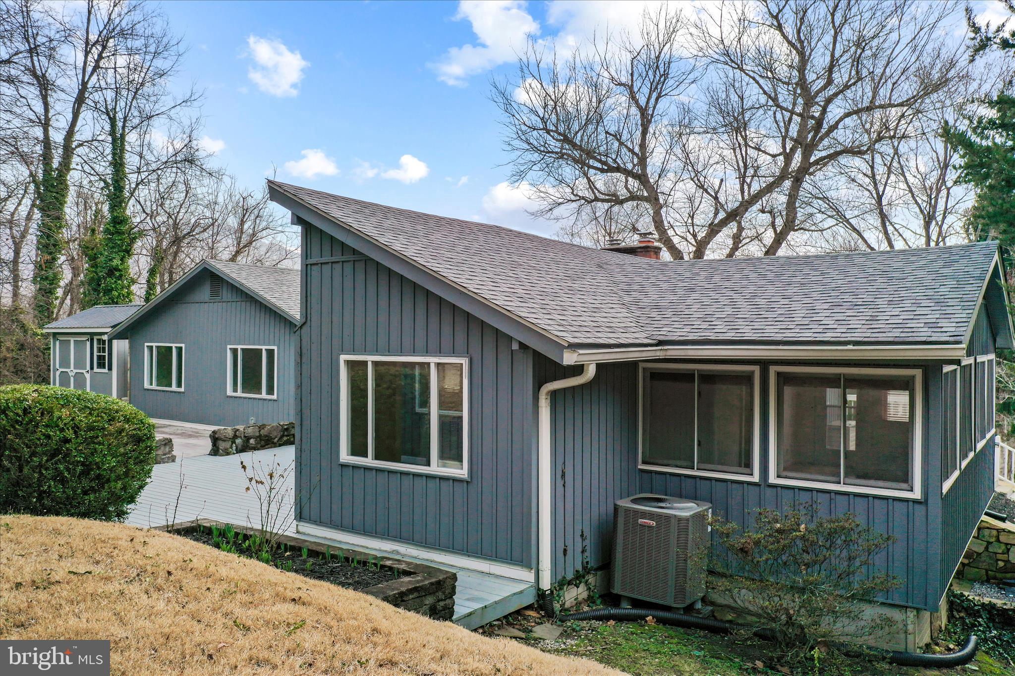 MINERAL SPRINGS - Residential