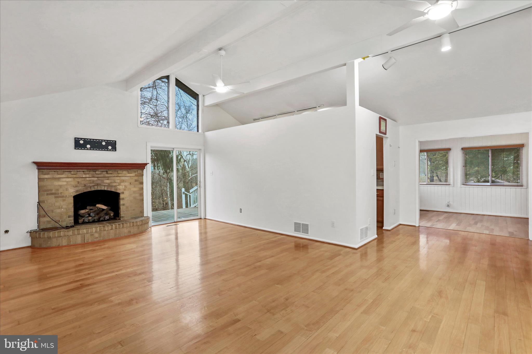 MINERAL SPRINGS - Residential