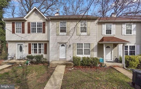 6831 RED MAPLE COURT DISTRICT HEIGHTS MD 20747