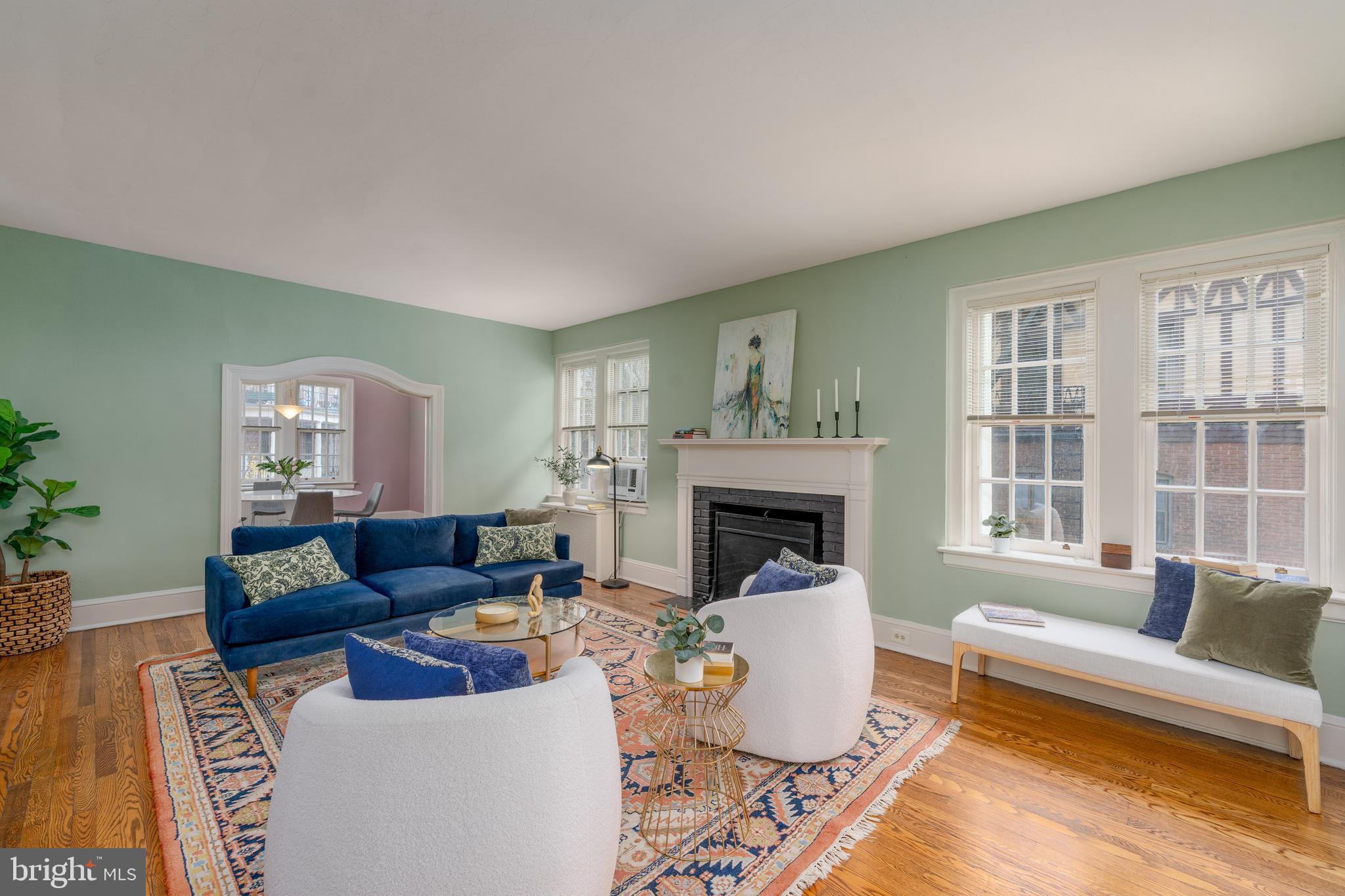 102 W 39TH STREET 2B