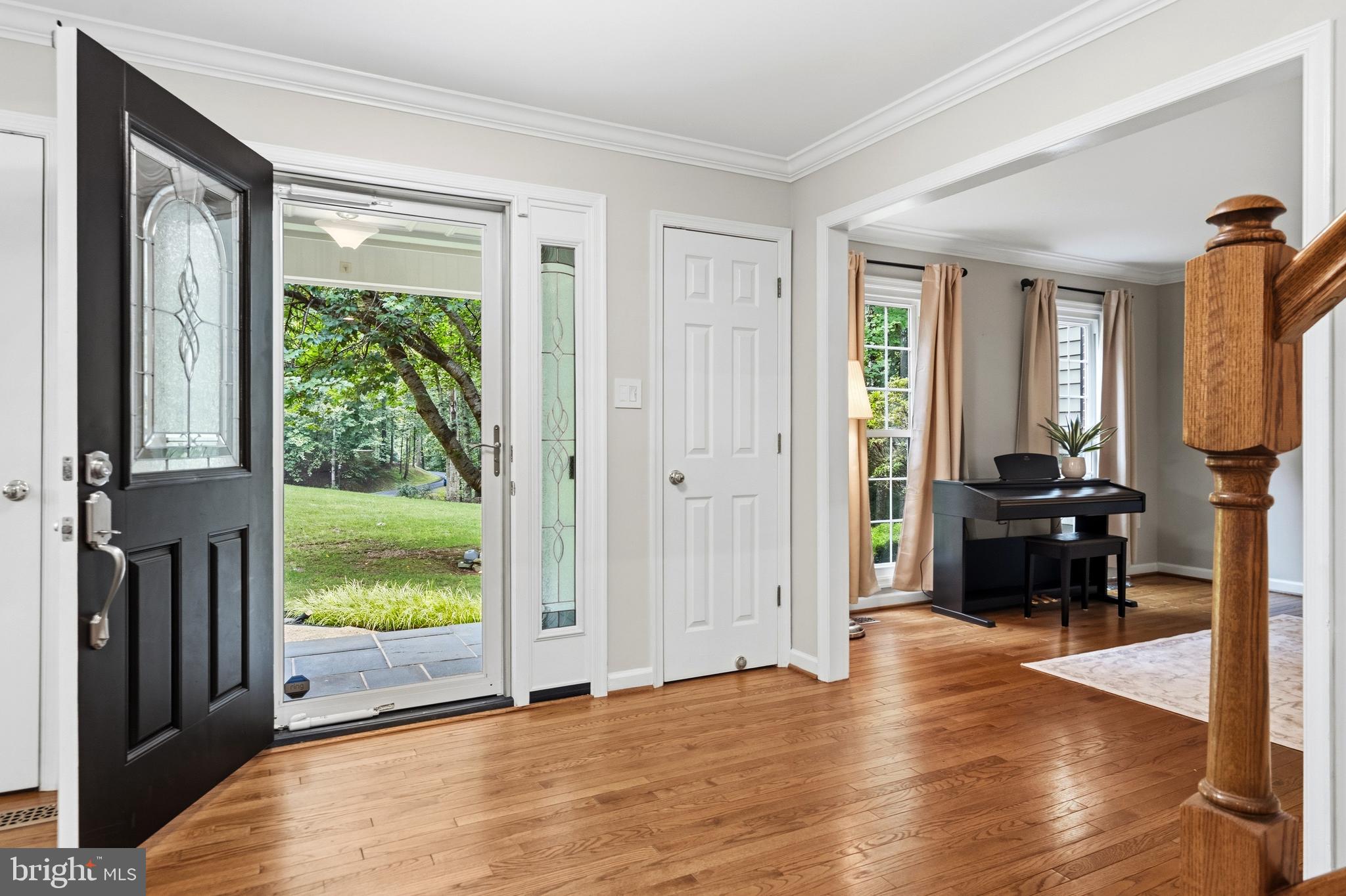 6161 HEMLOCK COURT