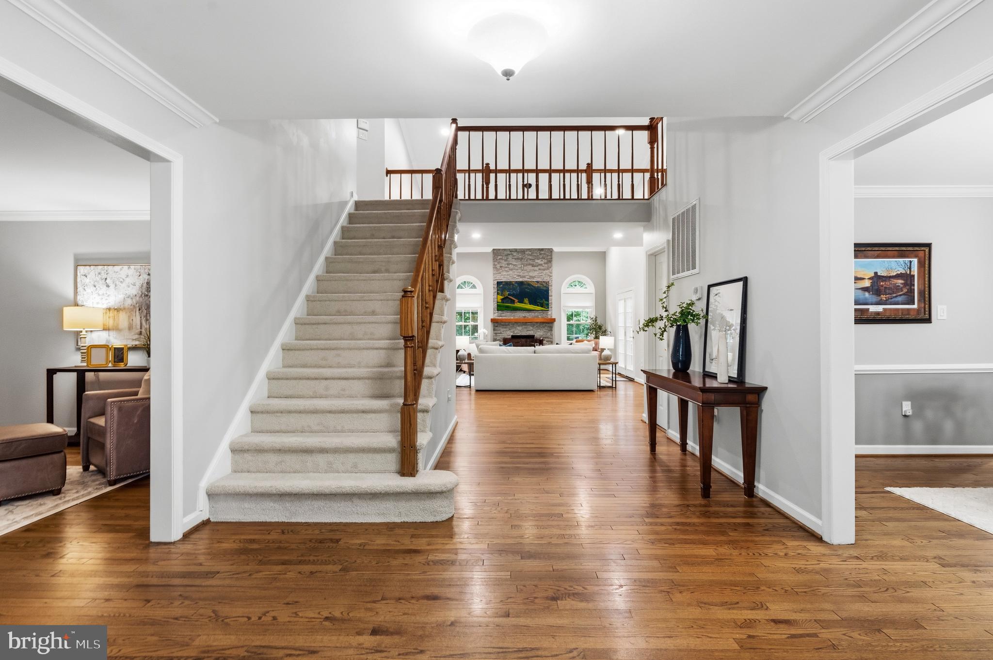 6161 HEMLOCK COURT