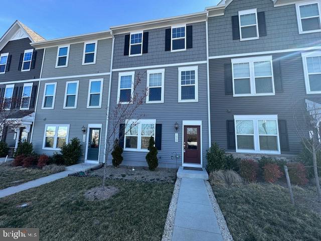 PRESIDENTS POINTE - Residential Lease