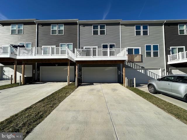 PRESIDENTS POINTE - Residential Lease