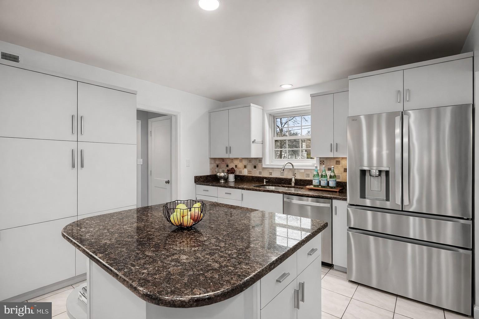 GREENWICH FOREST - Residential