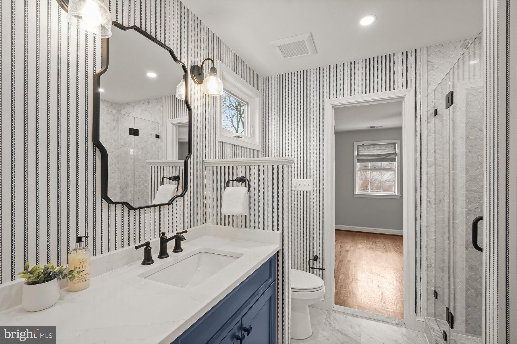 GREENWICH FOREST - Residential