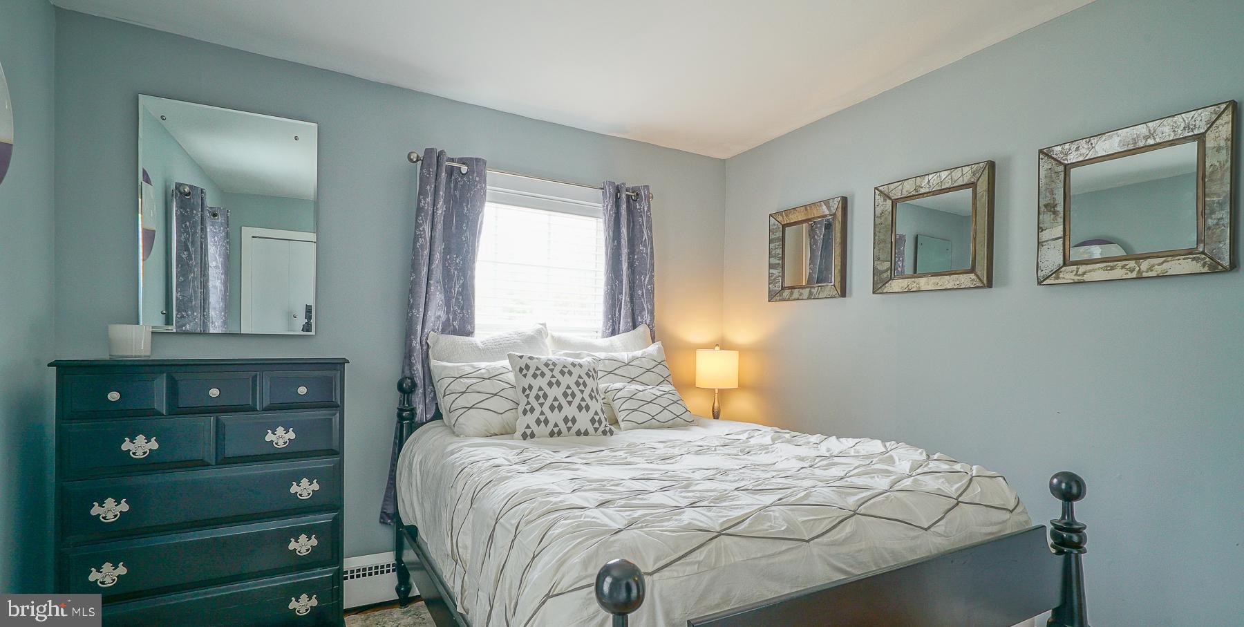 CHESTER RIVER HEIGHTS - Residential