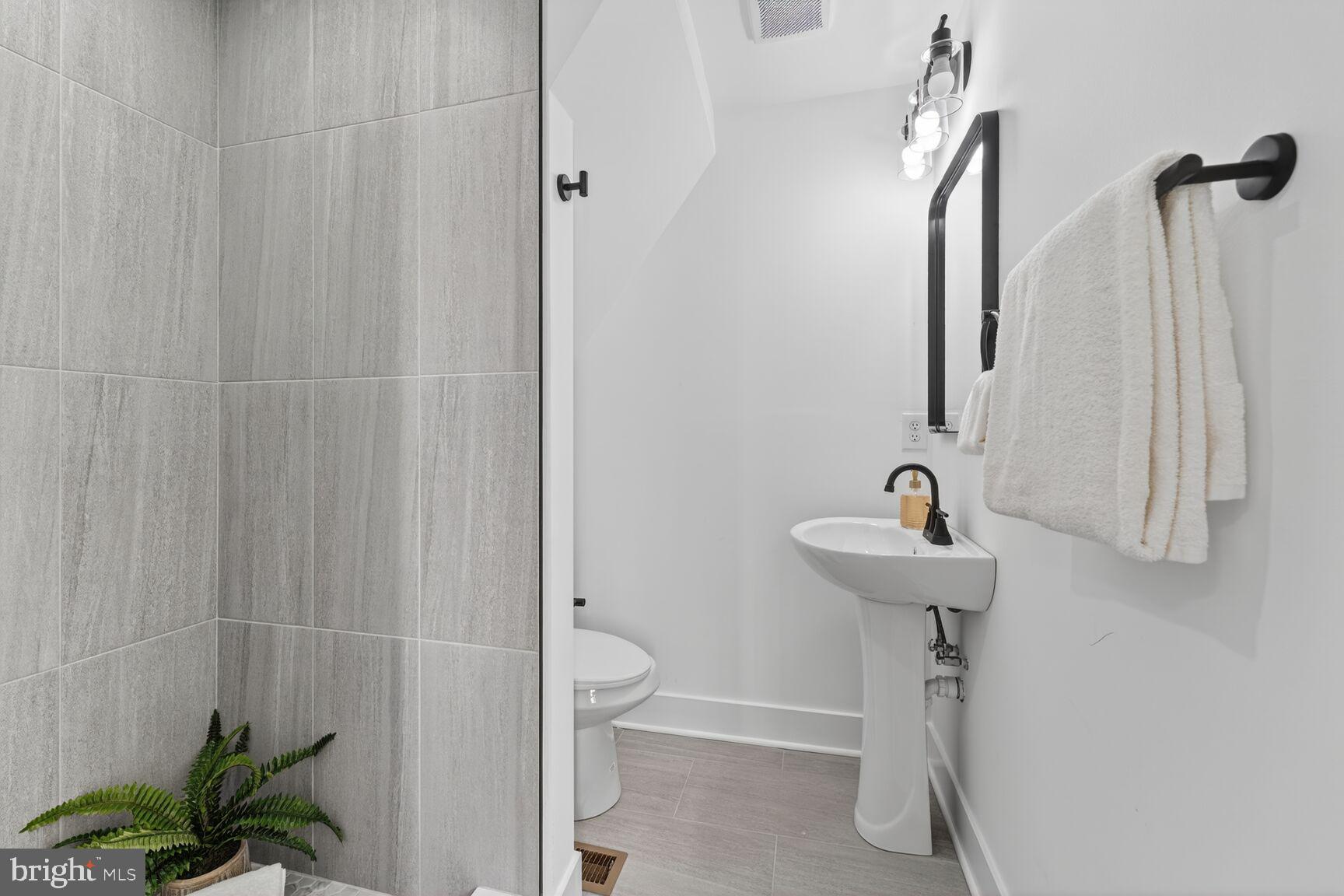 OAKLAWN - Residential