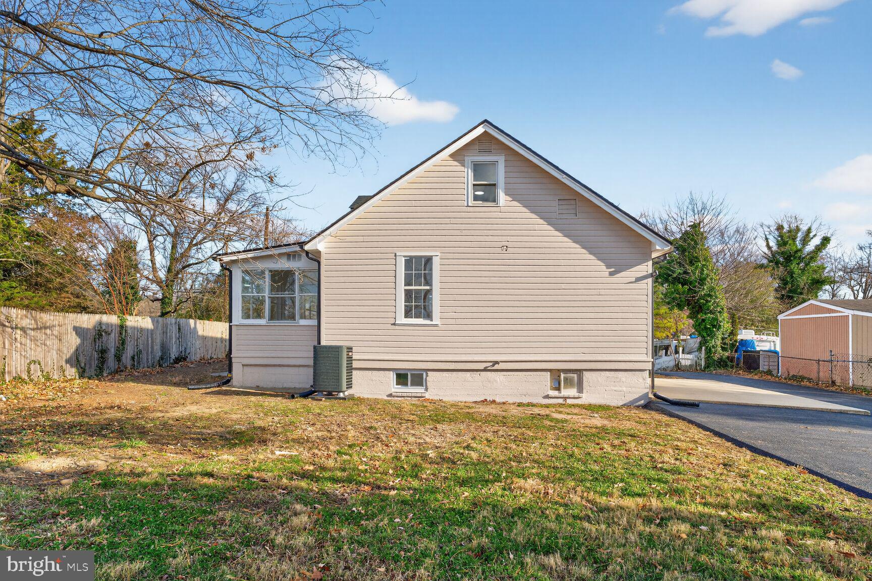 OAKLAWN - Residential