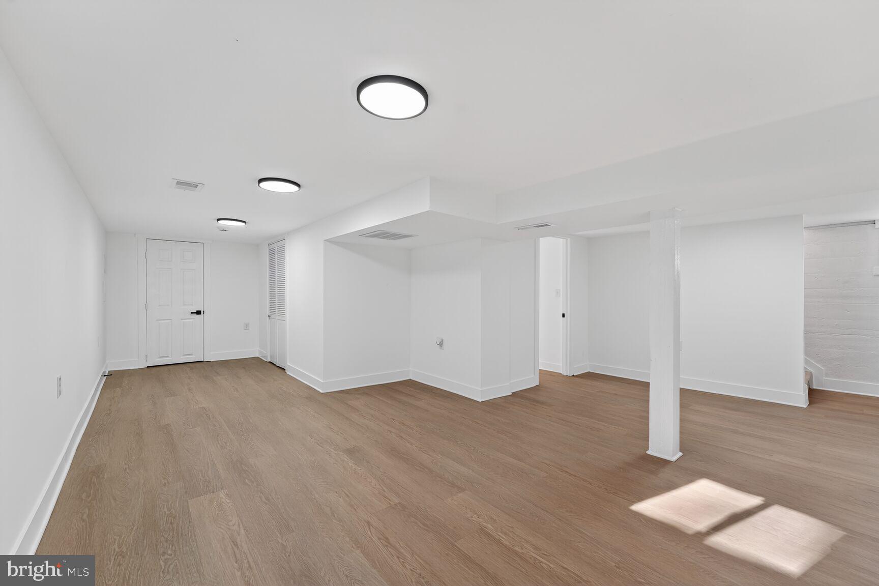 OAKLAWN - Residential