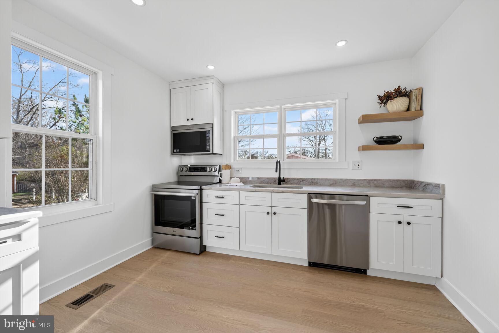 OAKLAWN - Residential