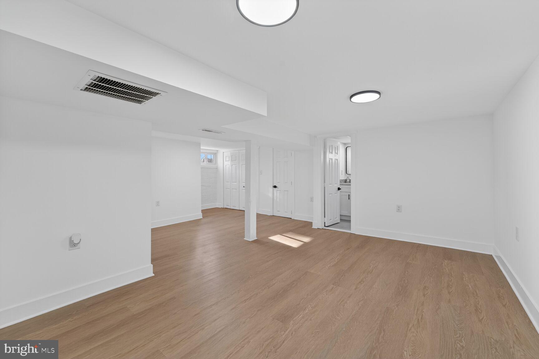 OAKLAWN - Residential