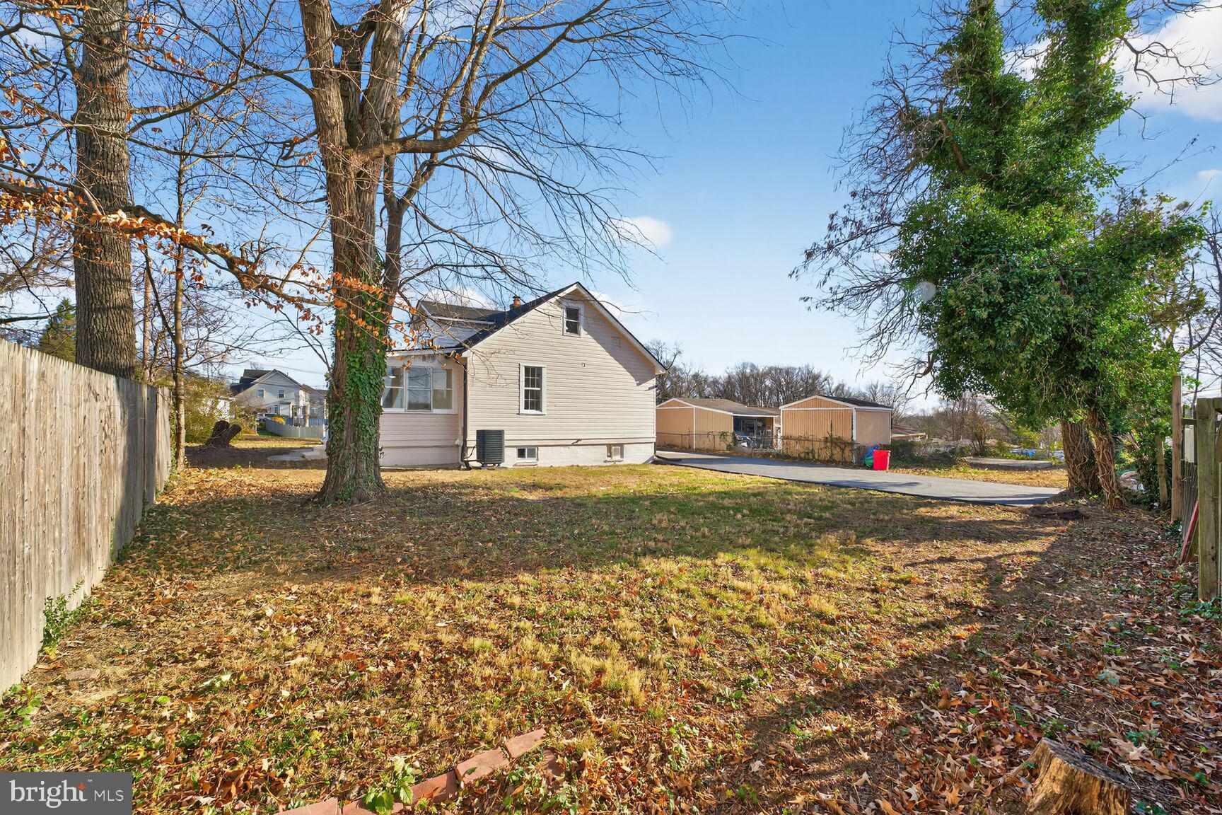 OAKLAWN - Residential