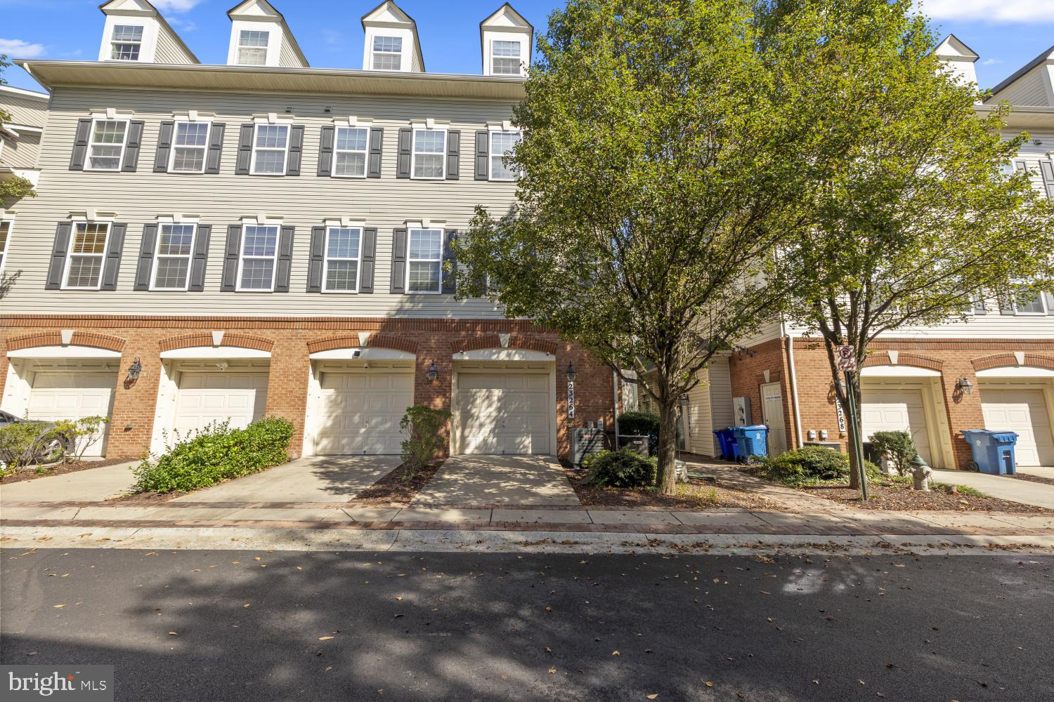 23264 SCHOLL MANOR WAY 1210