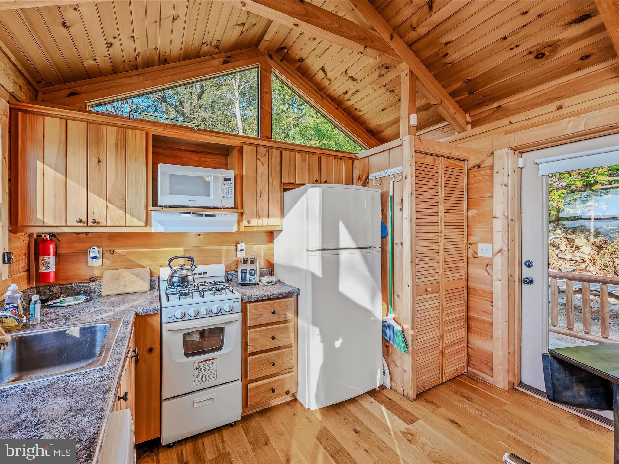 VALLEY HIGH TIMBER FARMS - Residential