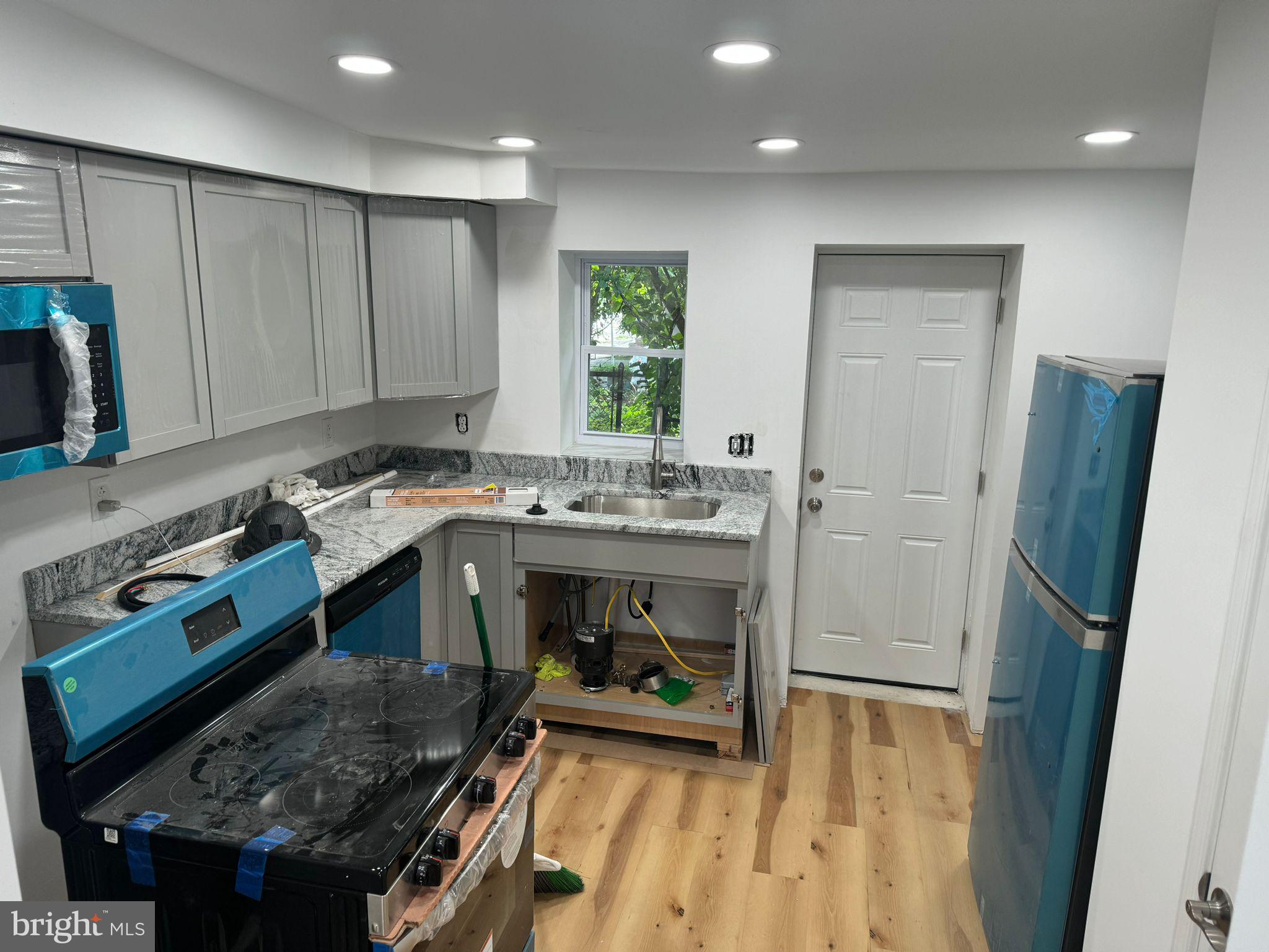 STRAWBERRY MANSION - Residential