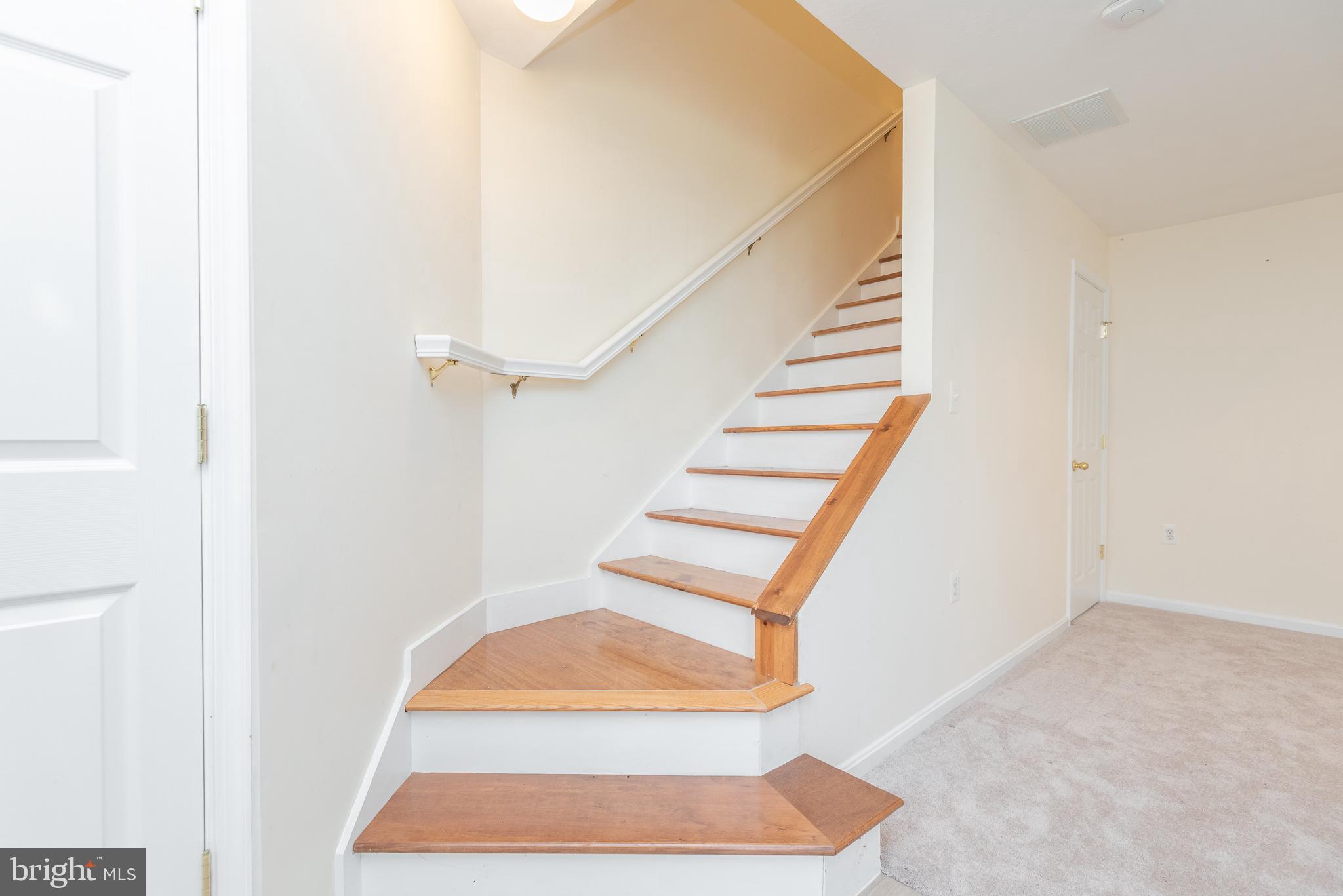 PARKSIDE AT ASHBURN - Residential