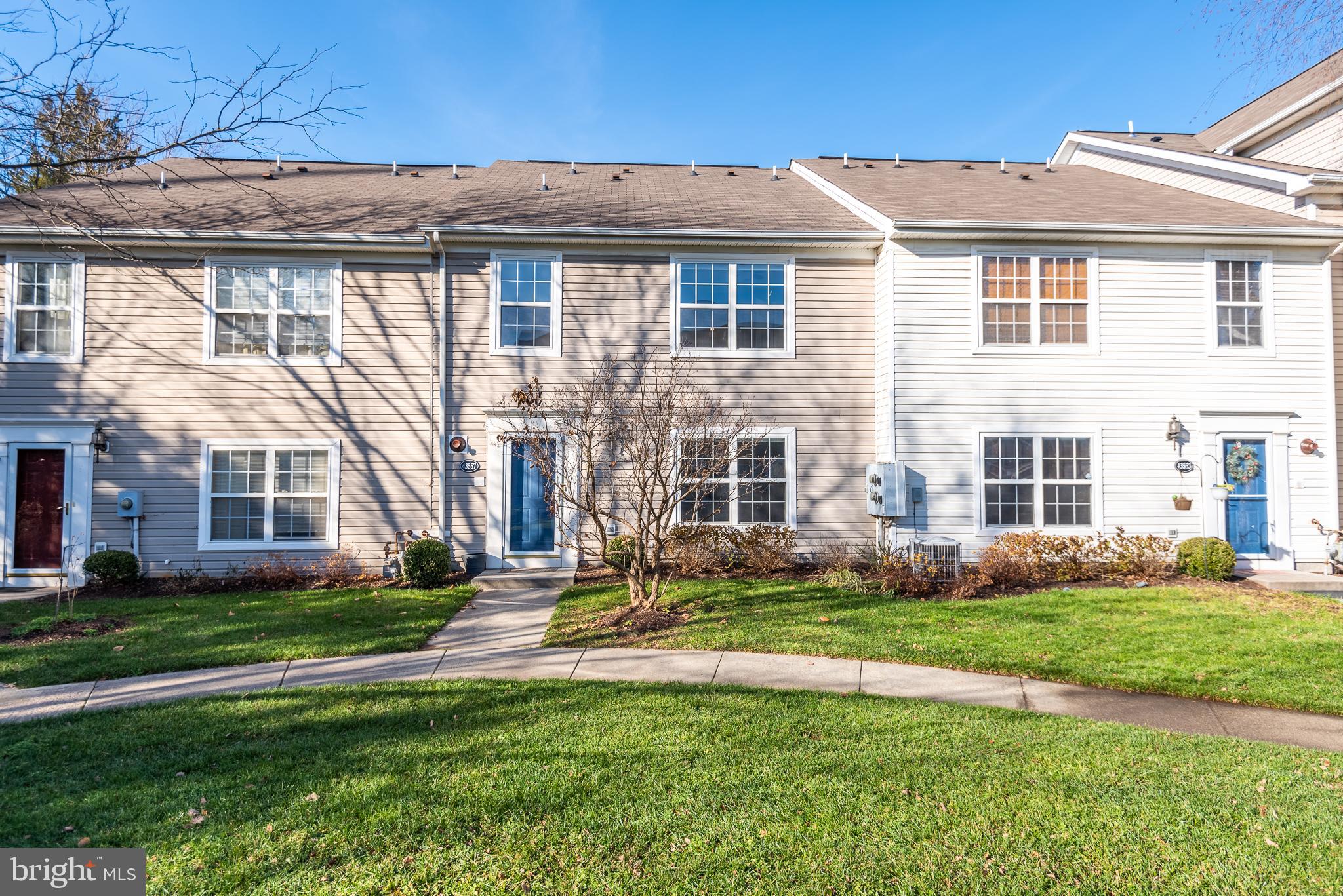 PARKSIDE AT ASHBURN - Residential