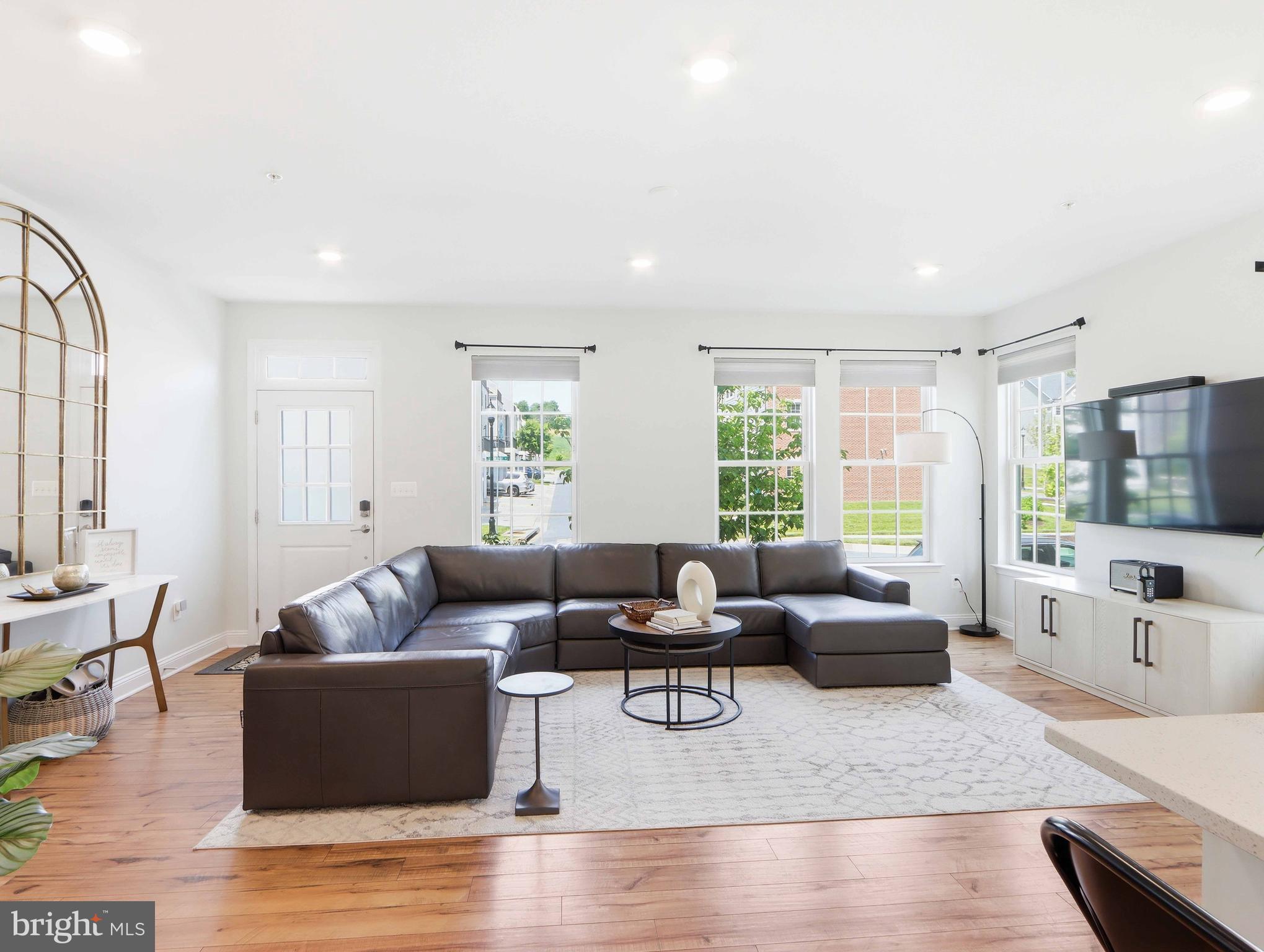 PARKSIDE AT WARFIELD - Residential