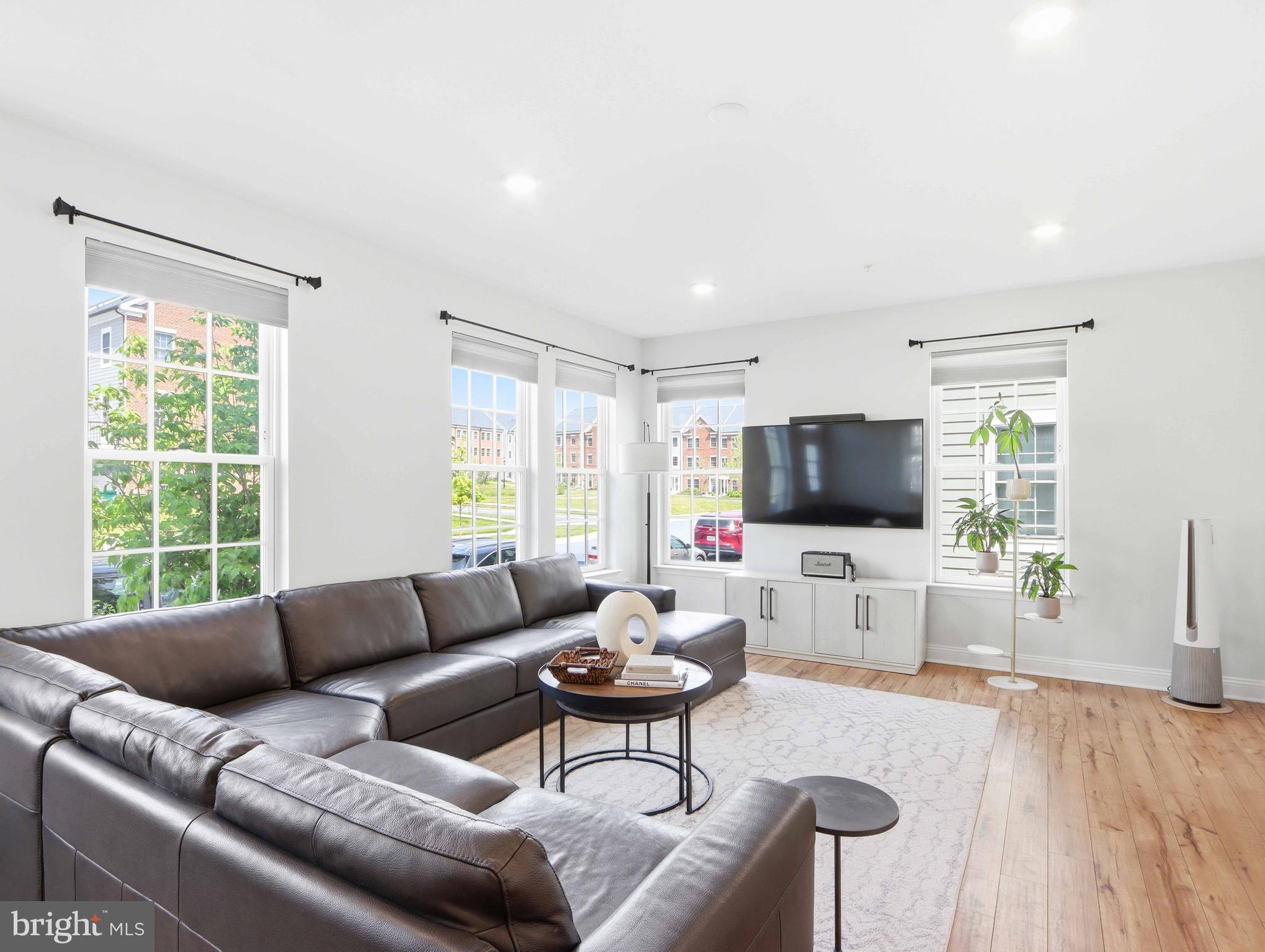 PARKSIDE AT WARFIELD - Residential
