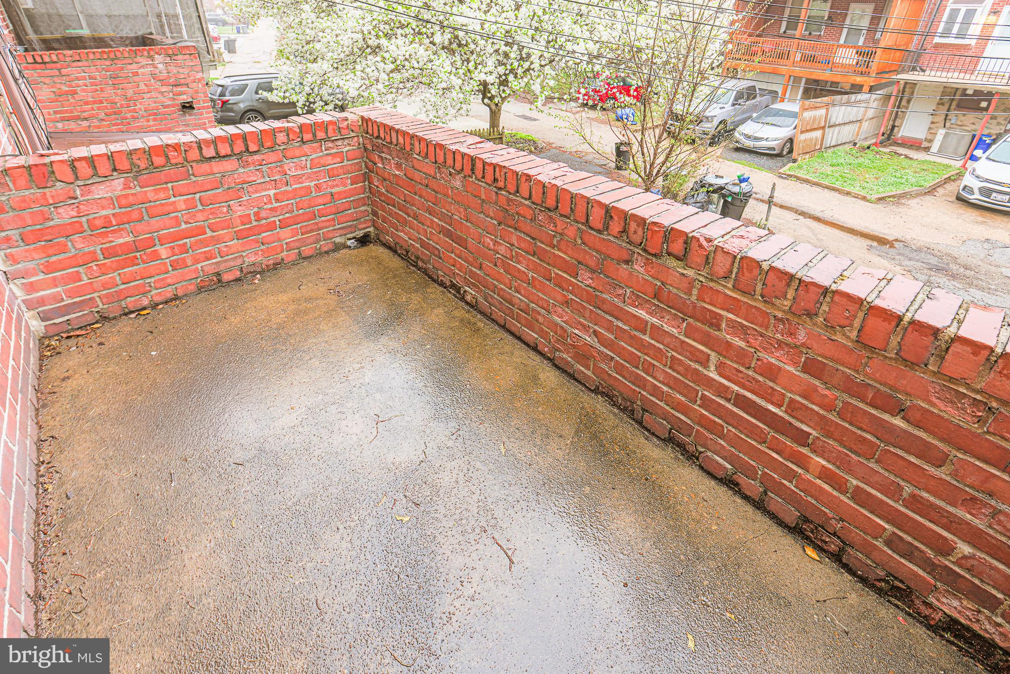 SYMINGTON AVENUE - Residential