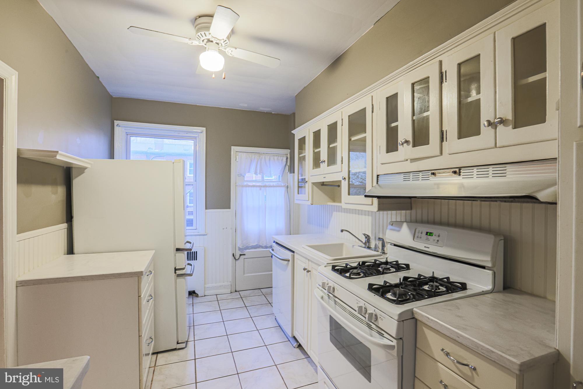 SYMINGTON AVENUE - Residential