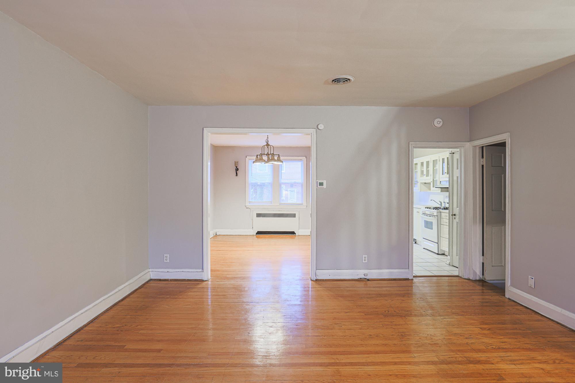 SYMINGTON AVENUE - Residential