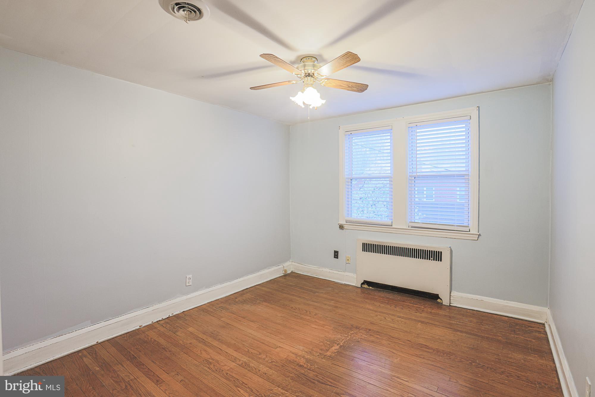 SYMINGTON AVENUE - Residential