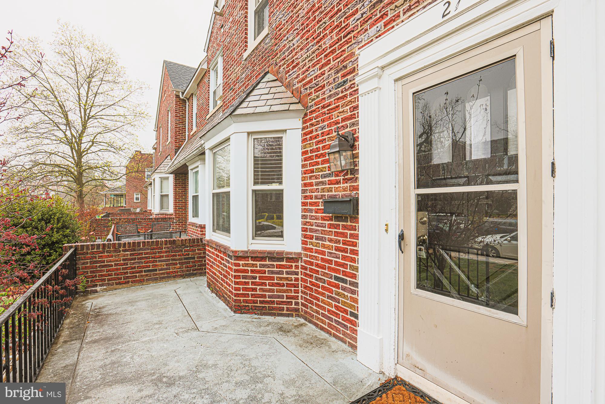 SYMINGTON AVENUE - Residential