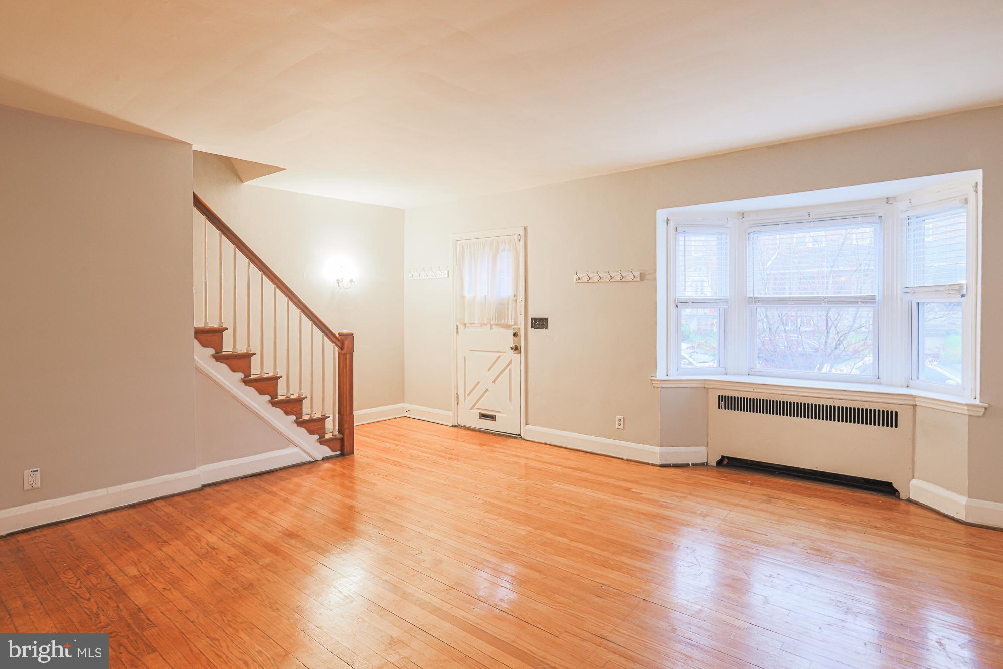 SYMINGTON AVENUE - Residential