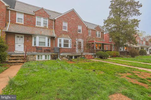 Photo of 27 N Symington Avenue, BALTIMORE, MD 21228 (MLS # MDBC2158212)