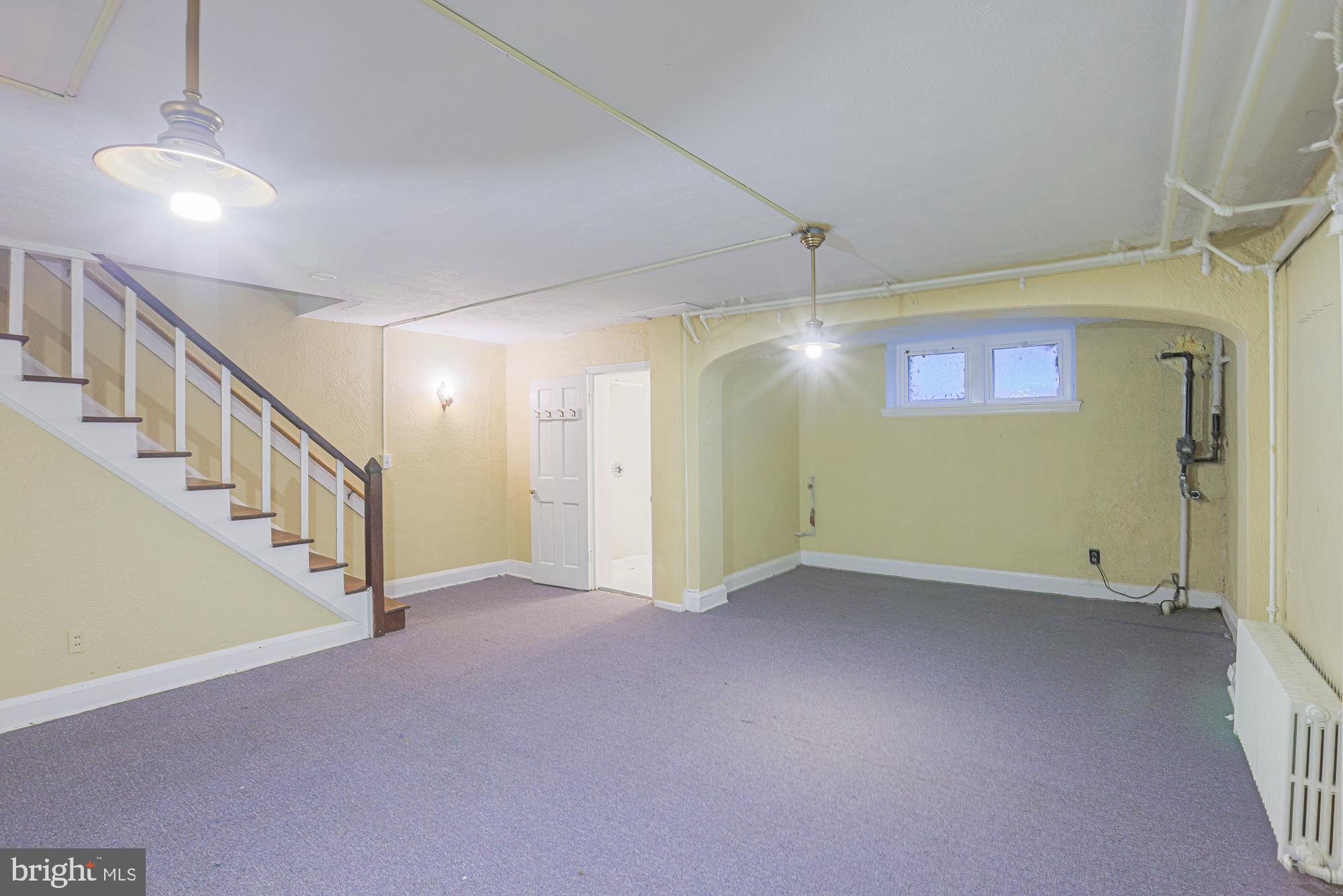 SYMINGTON AVENUE - Residential