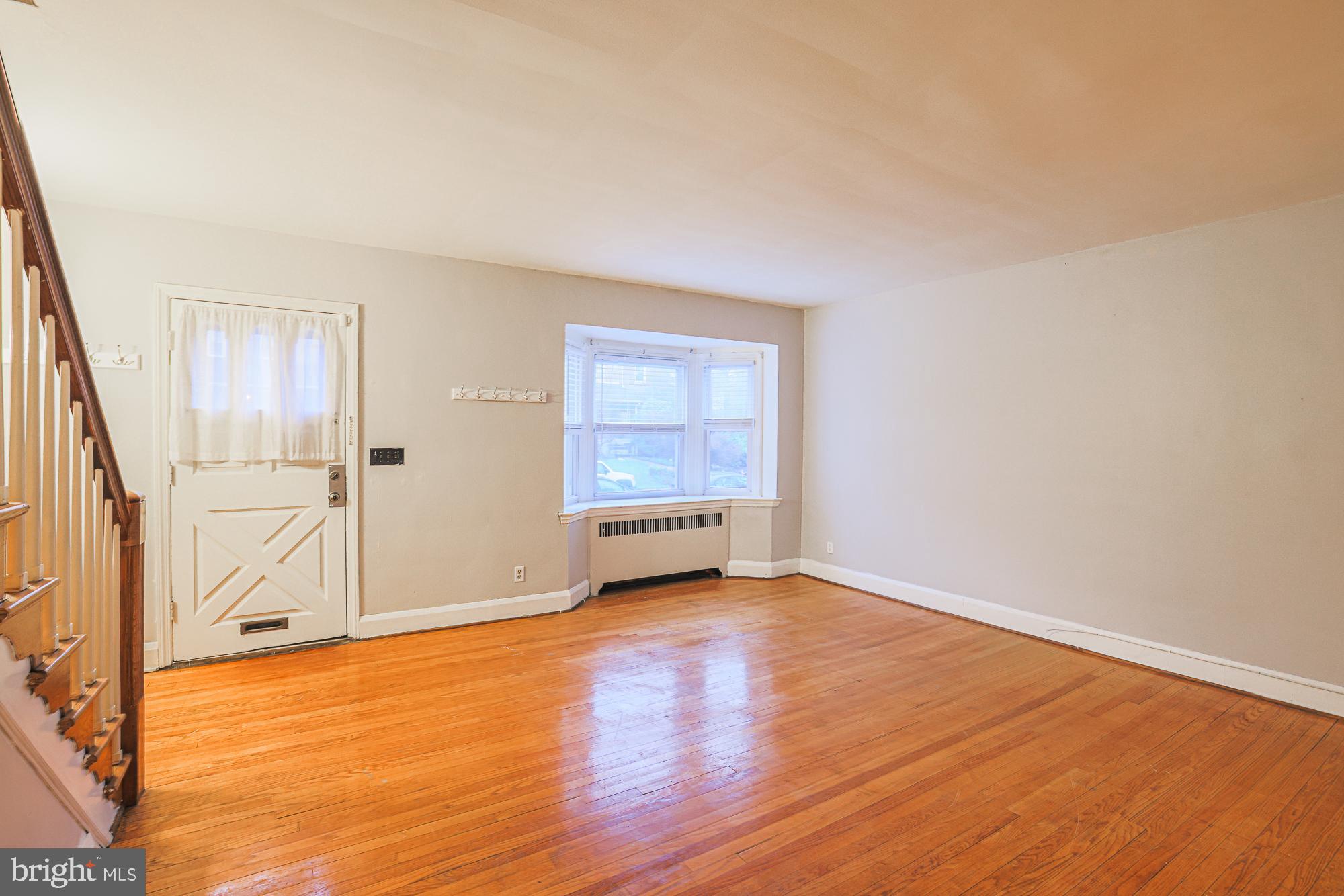 SYMINGTON AVENUE - Residential